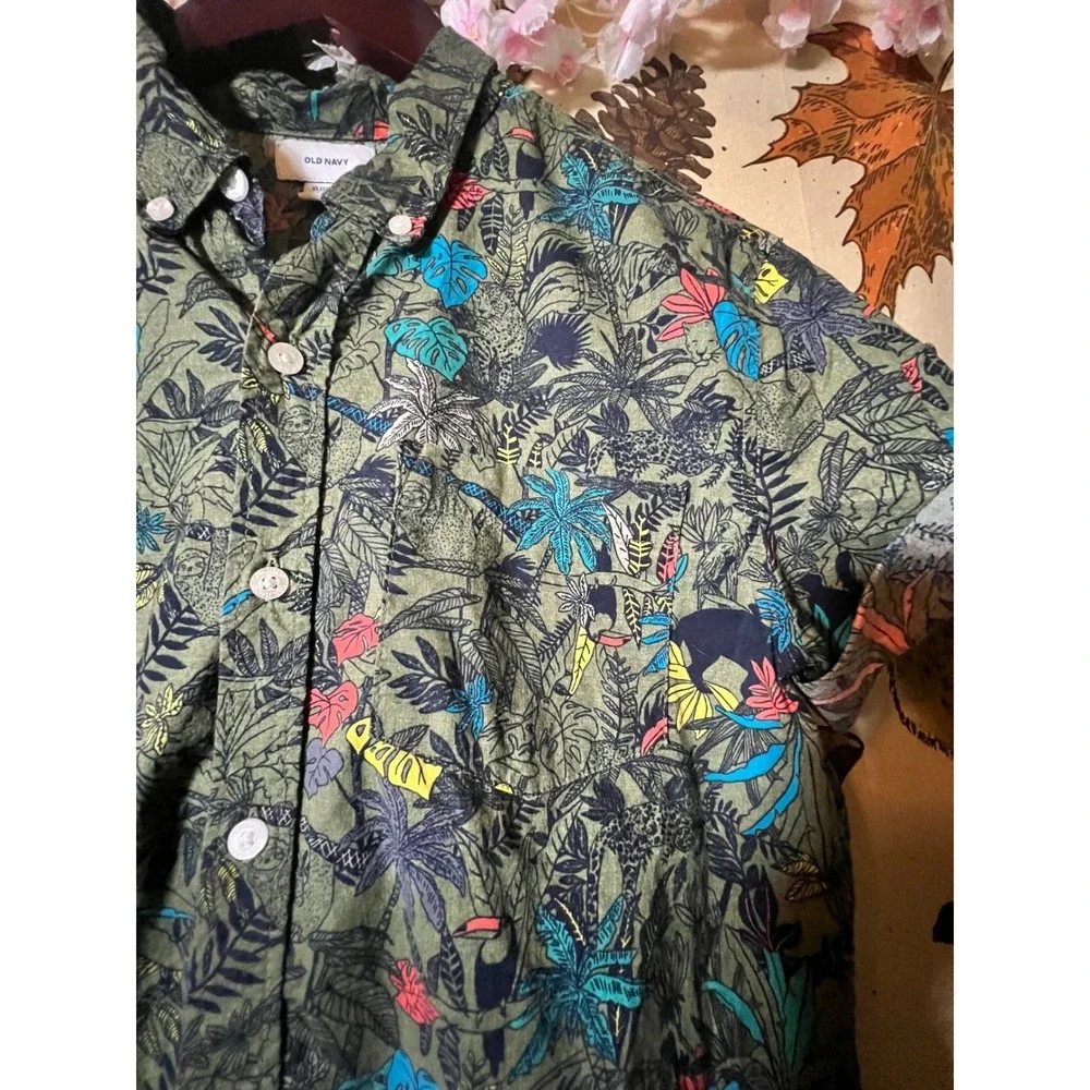 Old Navy Button Down Shirt Kids XL 14-16 Green Excellent Tropical Jungle Print